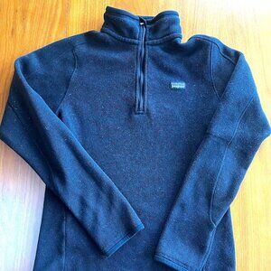 Women's Patagonia quarter-zip fleece